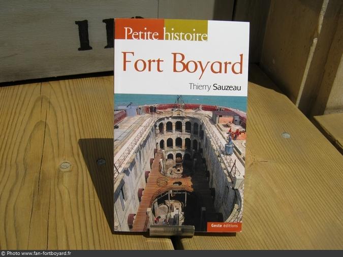 Livre-découverte - Petite histoire, Fort Boyard de T. Sauzeau (2009)