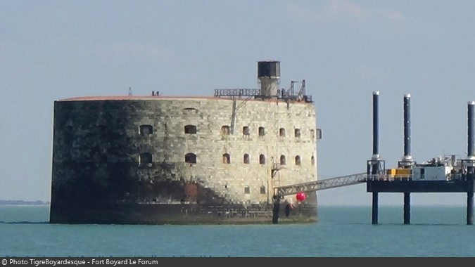 Fort Boyard 2022 - Une boule rouge pour une nouvelle aventure ? (26/04/2022)