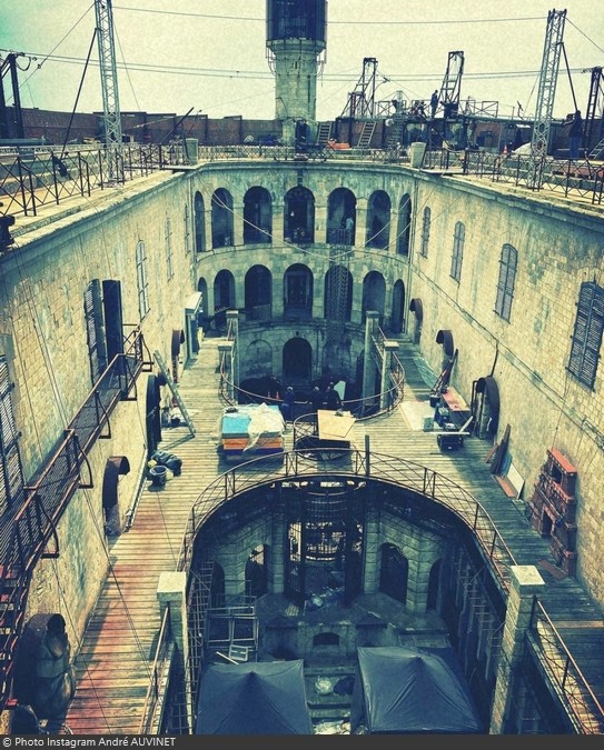 Fort Boyard 2022 - Installation des nouveautés dans la cour intérieure (30/04/2022)