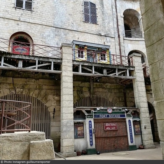 Fort Boyard 2022 - Vue en entrant dans la cour (12/05/2022)