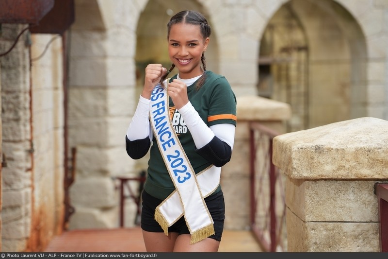 [Spoilers] Présentation > Fort Boyard 2023-04 - La Maison des Femmes et ESM - MC Swim Challenge (22/07/2023) Fort-boyard-2023-officielle-equipe04-04