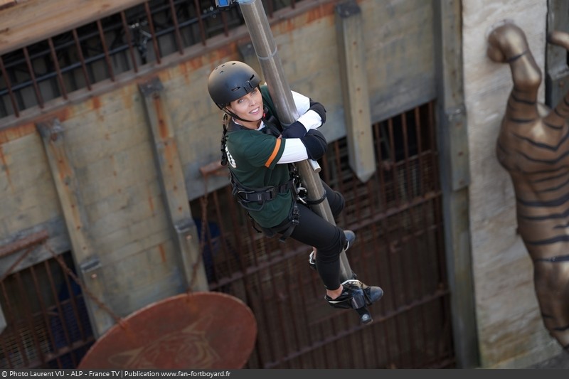 [Spoilers] Présentation > Fort Boyard 2023-08 - Les bonnes Fées (17/08/2023) Fort-boyard-2023-officielle-equipe08-16