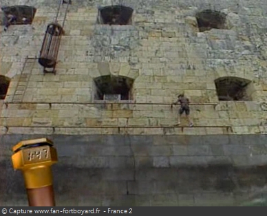 Fort Boyard 1995 : La nouvelle aventure de l'Ascenseur se situe sur une façade du fort rarement vue dans l'émission