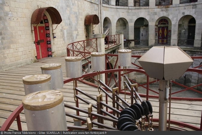 Fort Boyard 2015 - Rond central pour déverrouiller les cellules