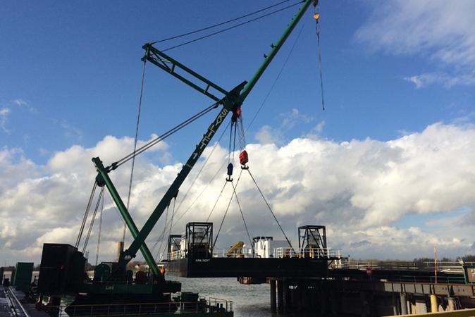 Fort Boyard 2015 - Changement de la plate-forme : Construction aux Pays-Bas (février 2015)