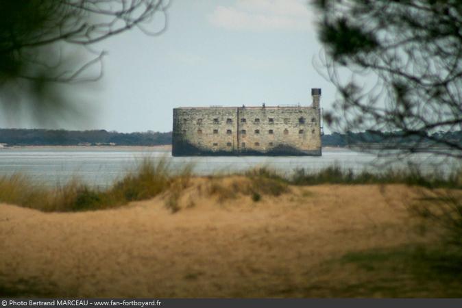 Fort Boyard 2015 - Changement de la plate-forme : Le Fort sans plate-forme (18/03/2015)