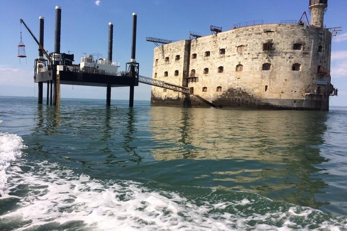 Fort Boyard 2016 - Beau temps et océan calme autour du fort (22/06/2016)
