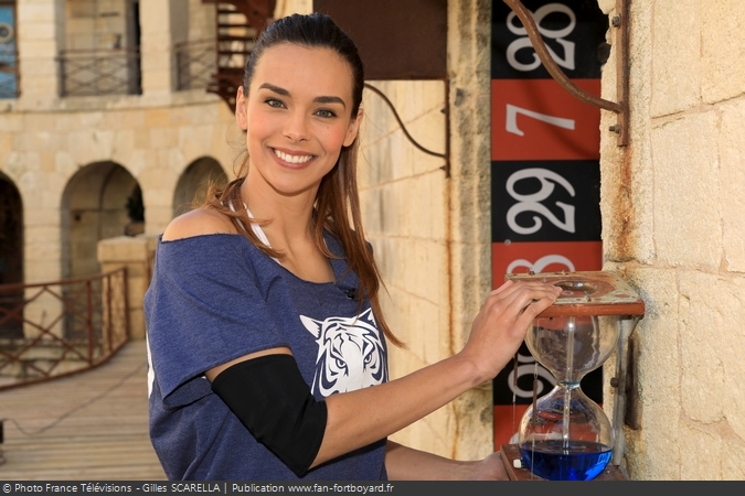 [Spoilers] Présentation > Fort Boyard 2018-01 - Stars de Champagne (23/06/2018) Fort-boyard-2018-officielle-equipe01-07