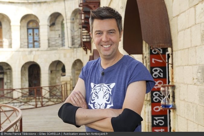 [Spoilers] Présentation > Fort Boyard 2018-03 - Guy Etienne (07/07/2018) Fort-boyard-2018-officielle-equipe03-02