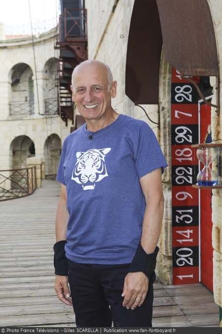 [Spoilers] Présentation > Fort Boyard 2018-03 - Guy Etienne (07/07/2018) Fort-boyard-2018-officielle-equipe03-03