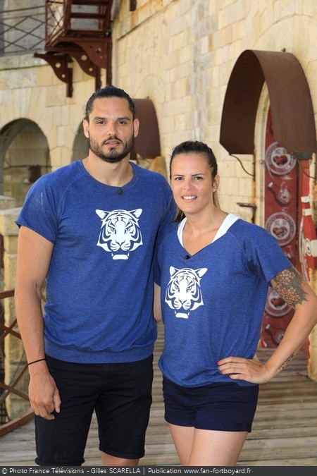 [Spoilers] Présentation > Fort Boyard 2018-05 - Naevus 2000 (28/07/2018) Fort-boyard-2018-officielle-equipe05-25