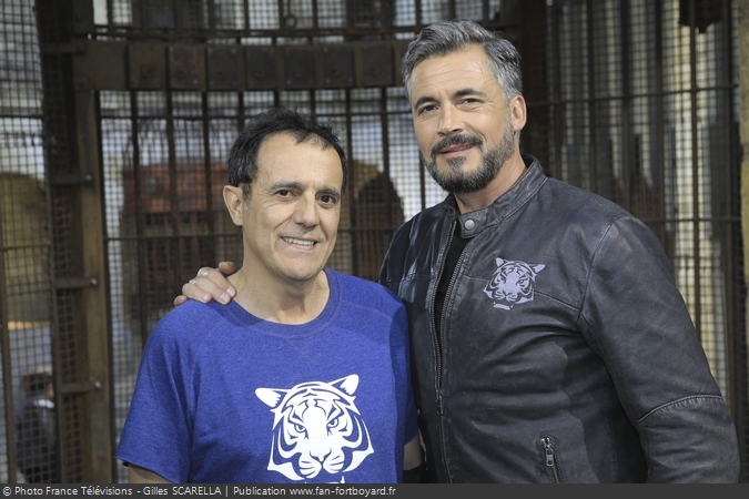 [Spoilers] Présentation > Fort Boyard 2018-10 - Franck, un rayon de soleil (08/09/2018) Fort-boyard-2018-officielle-equipe10-32