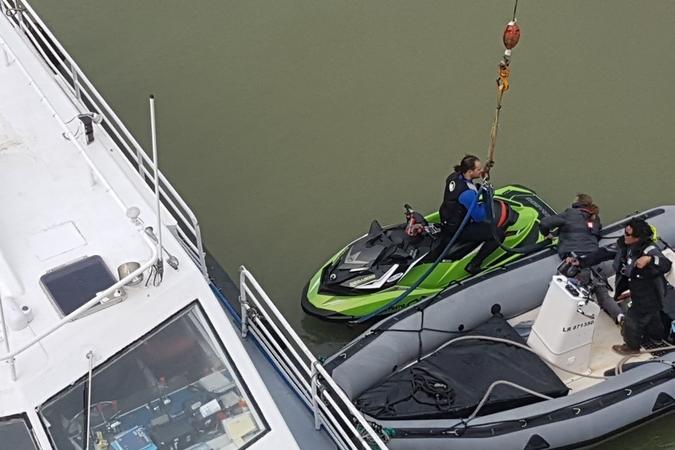 Fort Boyard 2018 - Le matériel pour le Flyboard arrive au fort (17/05/2018)