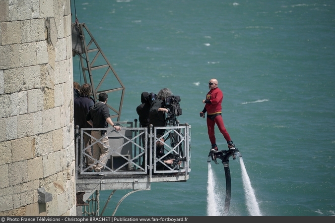 [Spoilers] Présentation > Fort Boyard 2019-09 - Le Rire Médecin (24/08/2019) Fort-boyard-2019-officielle-animation-75