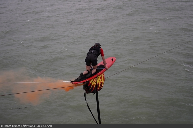 [Spoilers] Présentation > Fort Boyard 2019-01 - Sourire à la Vie (22/06/2019) Fort-boyard-2019-officielle-equipe01-05