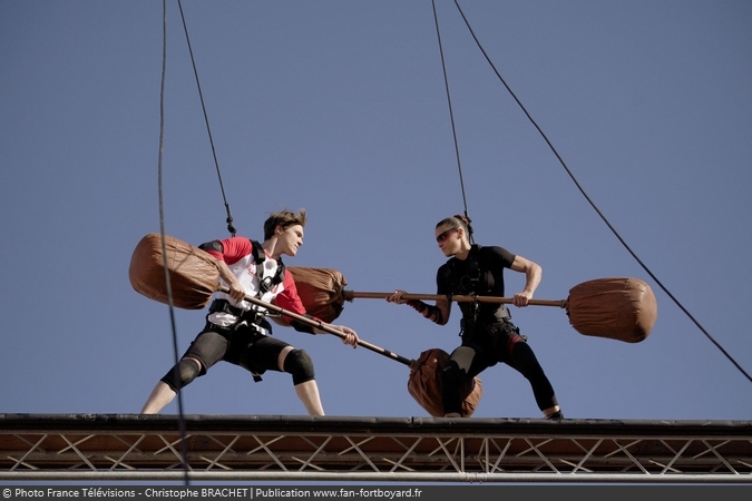 [Spoilers] Présentation > Fort Boyard 2019-04 - Les Bonnes Fées (13/07/2019) Fort-boyard-2019-officielle-equipe04-09