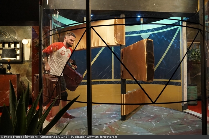 [Spoilers] Présentation > Fort Boyard 2019-05 - CéKeDuBonheur (20/07/2019) Fort-boyard-2019-officielle-equipe05-08