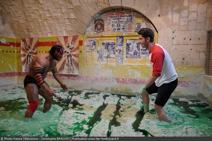 [Spoilers] Présentation > Fort Boyard 2019-05 - CéKeDuBonheur (20/07/2019) Fort-boyard-2019-officielle-equipe05-11