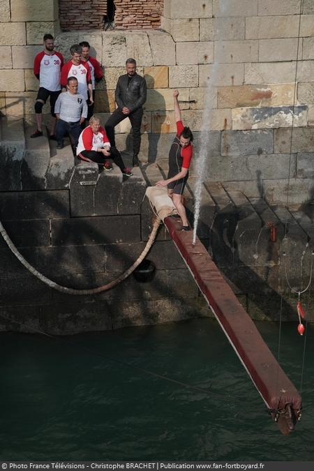 [Spoilers] Présentation > Fort Boyard 2019-05 - CéKeDuBonheur (20/07/2019) Fort-boyard-2019-officielle-equipe05-21