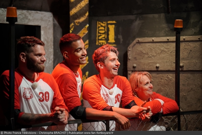 [Spoilers] Présentation > Fort Boyard 2019-05 - CéKeDuBonheur (20/07/2019) Fort-boyard-2019-officielle-equipe05-23