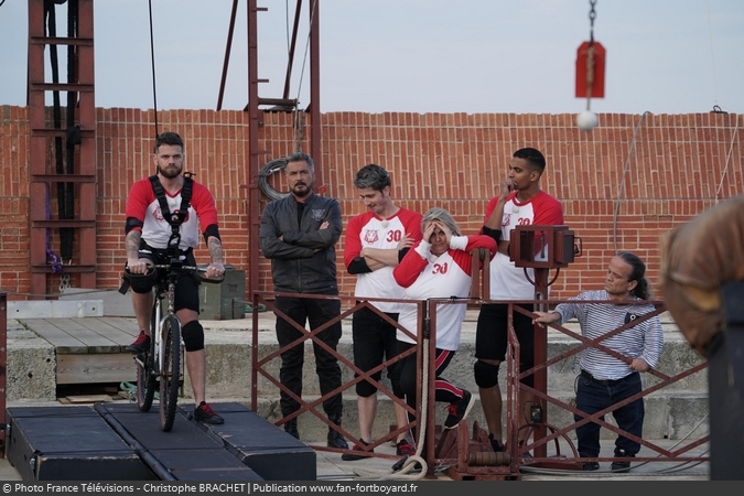 [Spoilers] Présentation > Fort Boyard 2019-05 - CéKeDuBonheur (20/07/2019) Fort-boyard-2019-officielle-equipe05-24