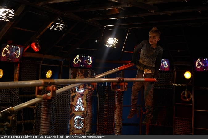 [Spoilers] Présentation > Fort Boyard 2019-06 - Pompiers Solidaires (27/07/2019) Fort-boyard-2019-officielle-equipe06-10