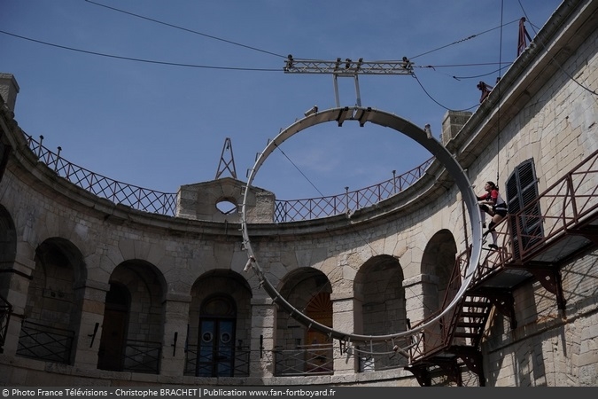 [Spoilers] Présentation > Fort Boyard 2019-10 - Handicap 2000 (31/08/2019) Fort-boyard-2019-officielle-equipe10-10