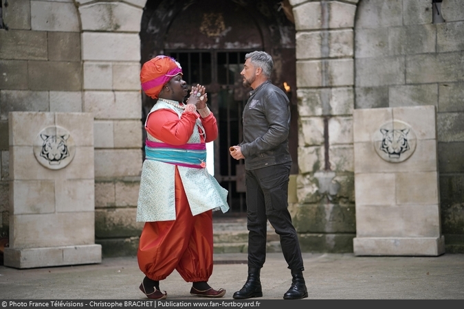 [Spoilers] Présentation > Fort Boyard 2019-11 - Oxfam France (07/09/2019) Fort-boyard-2019-officielle-equipe11-04