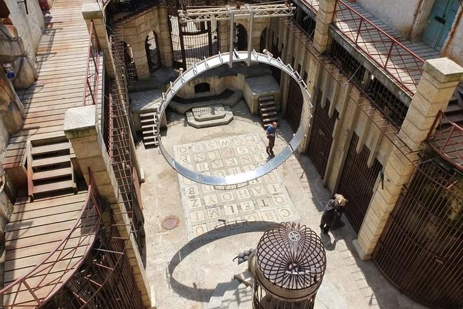 Fort Boyard 2019 - La Salle du Trésor avec la Cerce en cours d'installation (22/05/2019)