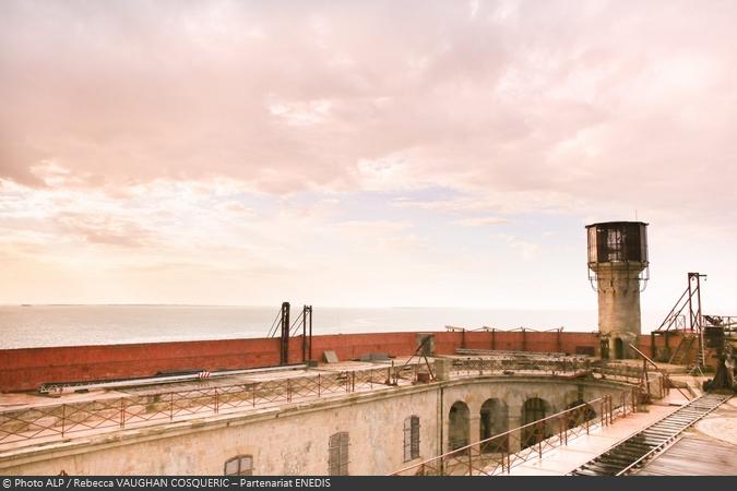 Fort Boyard 2019 - Photo promo du partenaire Enedis (après les tournages)