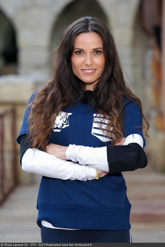  [Spoilers] Présentation > Fort Boyard 2020-03 - Magie à l'hôpital (25/07/2020) Fort-boyard-2020-officielle-equipe03-07