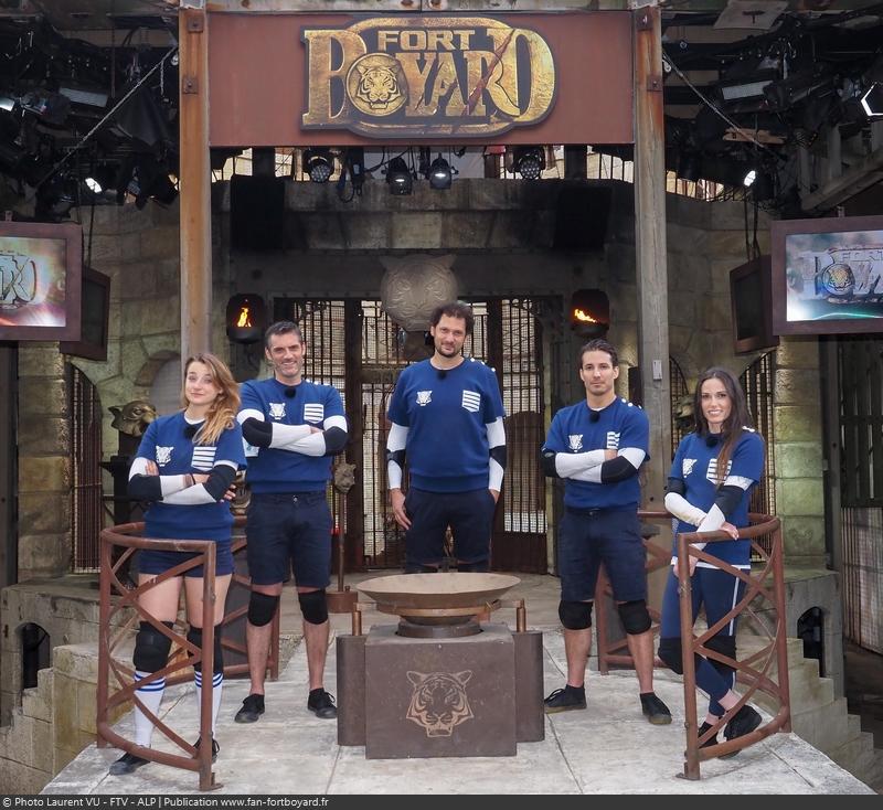  [Spoilers] Présentation > Fort Boyard 2020-03 - Magie à l'hôpital (25/07/2020) Fort-boyard-2020-officielle-equipe03-21