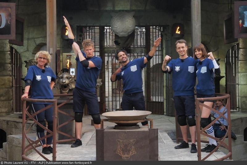 [Spoilers] Présentation > Fort Boyard 2020-04 - Matelots de la Vie (01/08/2020) Fort-boyard-2020-officielle-equipe04-24