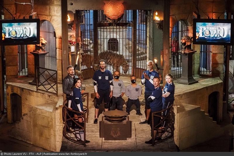 [Spoilers] Présentation > Fort Boyard 2020-11 - Mécénat Chirurgie Cardiaque (19/09/2020) Fort-boyard-2020-officielle-equipe11-44