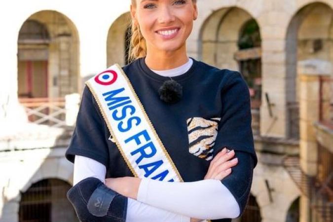 Fort Boyard 2021 - Equipe 2 - Les Bonnes Fées (26/06/2021)