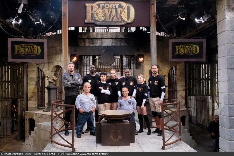 [Spoilers] Présentation > Fort Boyard 2021-03 - Golden Blocks et Fondation Paris Saint-Germain (03/07/2021) Fort-boyard-2021-officielle-equipe03-31