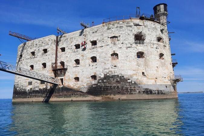 Fort Boyard 2021 - Gros plan sur les installations extérieurs après trois semaines d'ouverture (17/04/2021)