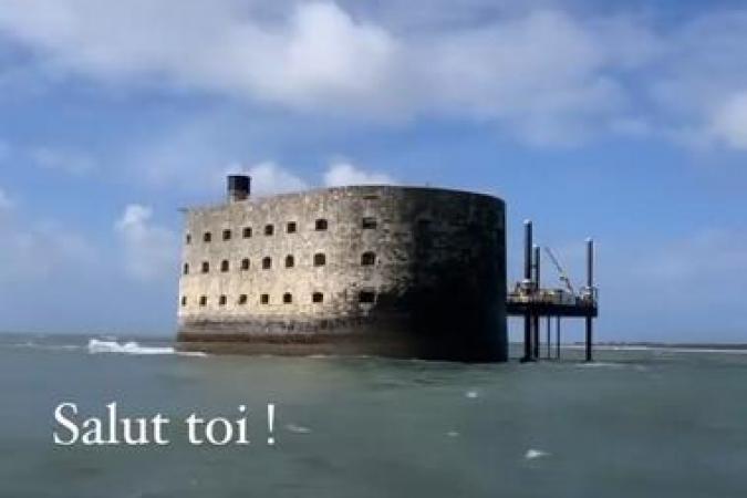 Fort Boyard 2021 - Arrivée de Delphine Wespiser au fort (10/05/2021)