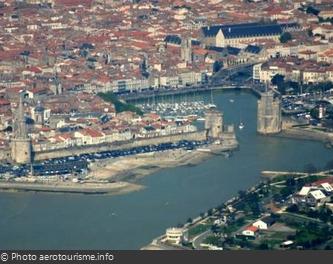 Vue partielle de La Rochelle