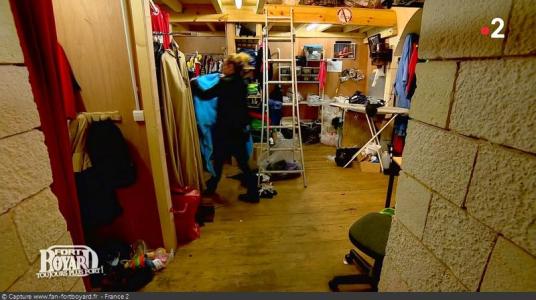Cellules-coulisses de Fort Boyard - Habillage des personnages en cellule 021 (2018)