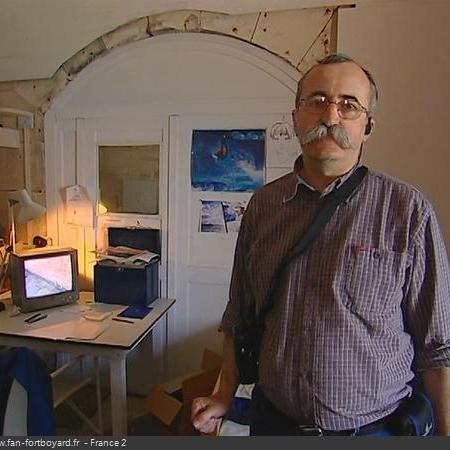 Coulisses des tournages de Fort Boyard - Infirmerie en cellule 121 (2004)