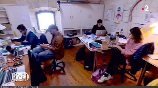 Cellules-coulisses de Fort Boyard - Bureau de production artistique en cellule 016 (2018)