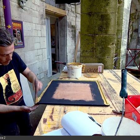 Coulisses des tournages de Fort Boyard - Finition du détail de l'épreuve du Théâtre (2018)