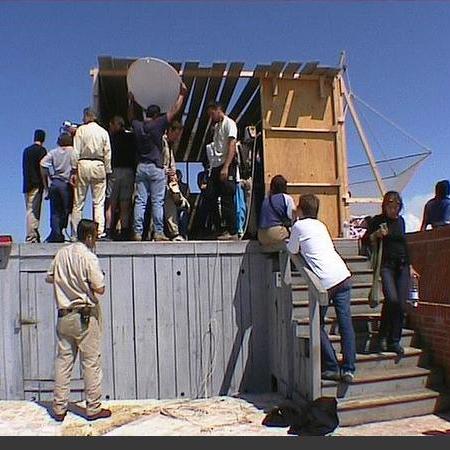 Coulisses des tournages de Fort Boyard - Tournage de la présentation des candidats dans un faux carrelet (2001)