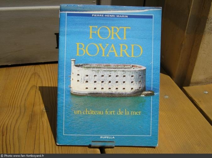 Livre-découverte - Fort Boyard, un château fort... de P-H. Marin (1991)