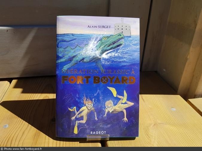 Livre-fiction - Opération Jurassic à Fort Boyard de A. Surget (2018)