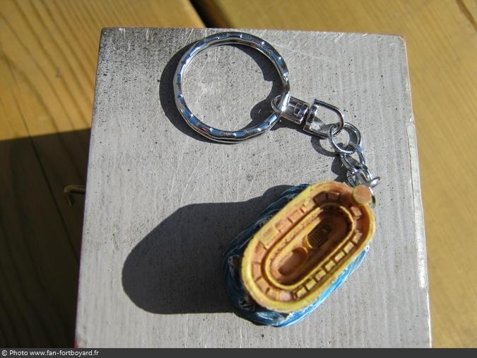 Porte-clés - Fort Boyard miniature en résine (2005)